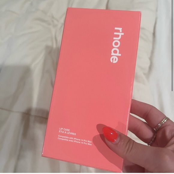 Rhode iPhone 15 Pro Max Peach Pit iPhone Case - Picture 5 of 5